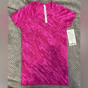 Lululemon Swiftly Tech Short Sleeve